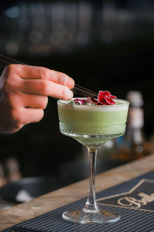 bartender waiter bar